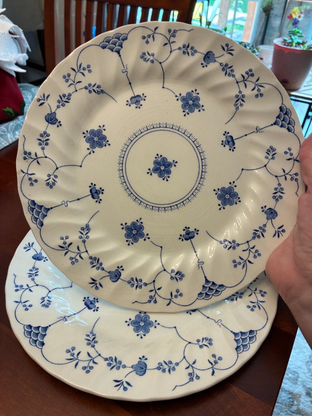 Vtg Set of 2 Myott Finlandia Blue White 9.75" plates Staffordshire Ware England